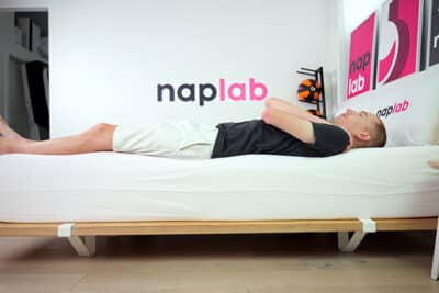 Vaya Foam Edge Support Back Sleeping