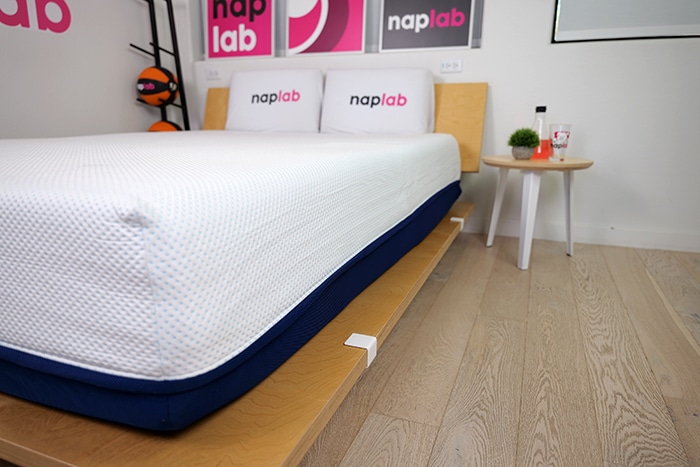 Amerisleep As5 Foot And Side Amerisleep As5 Foot And Side