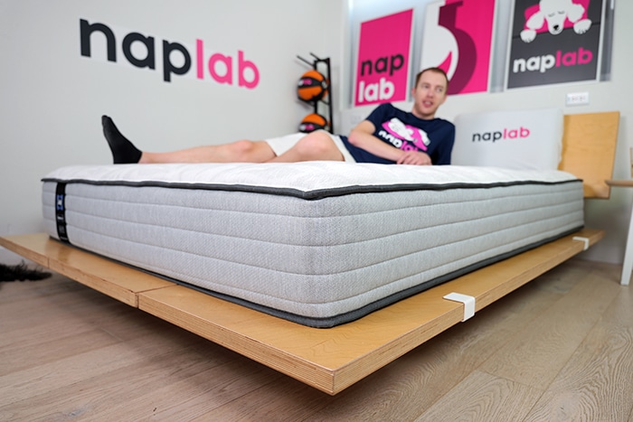 Sealy Posturepedic Spring Lounging 3