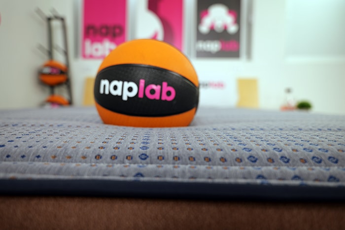 Brooklyn Bedding Copperflex Sinkage Demonstration 2