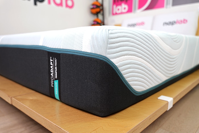 Tempurpedic Pro Adapt Close Corner