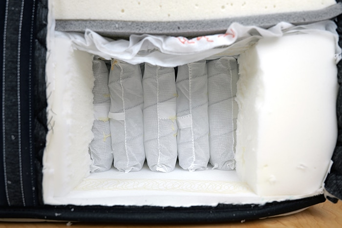 Beautyrest Black Hybrid Pocketed Coils Beautyrest Black Hybrid Pocketed Coils