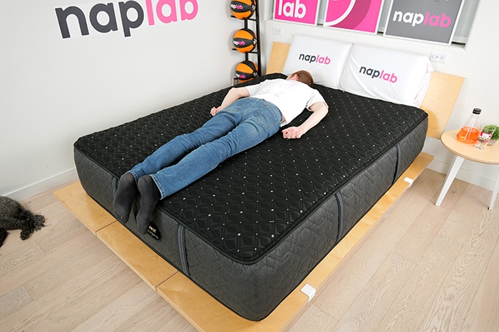 Beautyrest Black Hybrid Stomach Sleeping Beautyrest Black Hybrid Stomach Sleeping