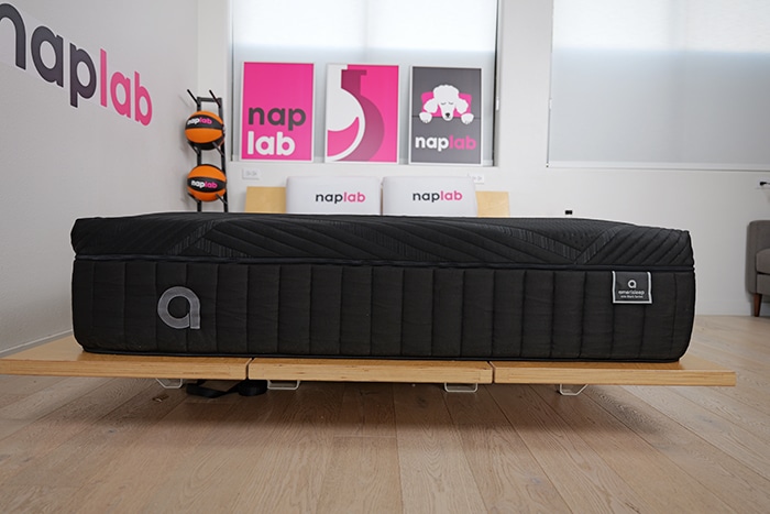 Amerisleep As6 Black Foot