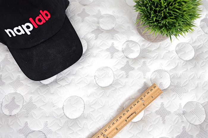 Bedstory Hybrid Cover