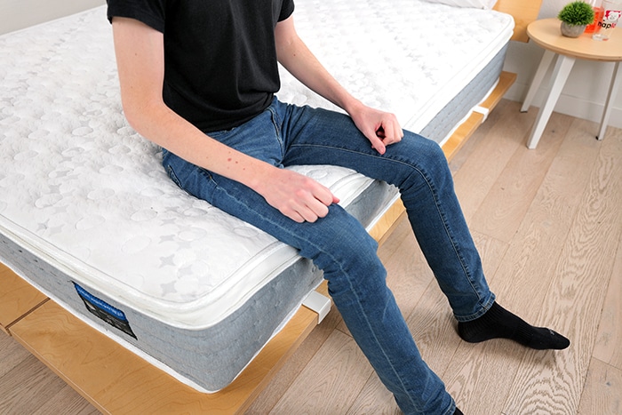 Bedstory Hybrid Edge Sitting