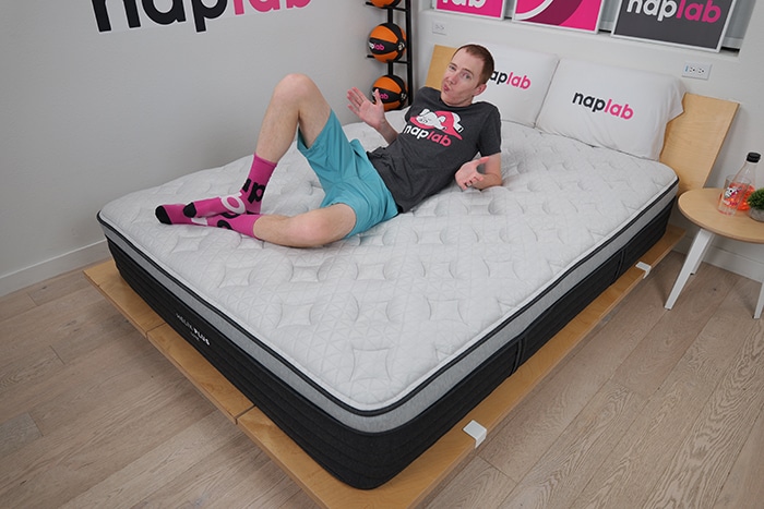 Helix Plus Luxe 2025 Lounging