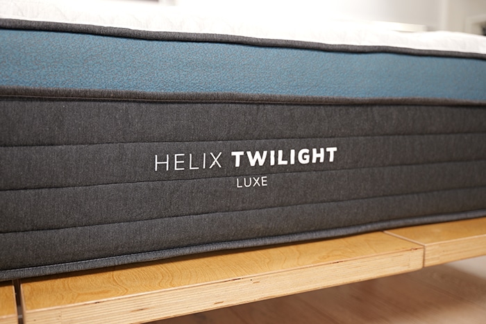 Helix Twilight Luxe Logo