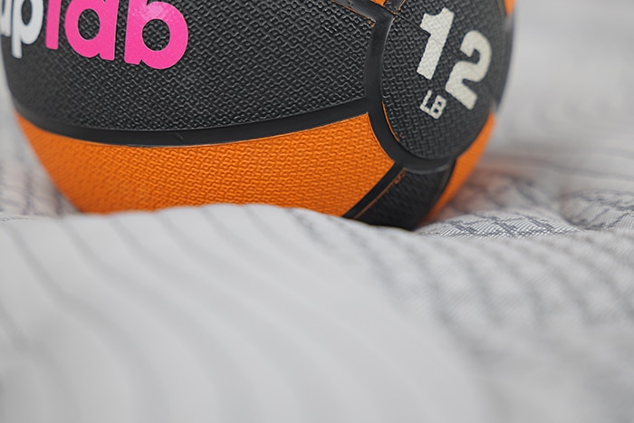 Ghostbed Luxe Foam 2025 Sinkage Demonstration 2