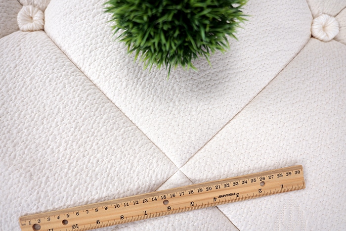 Avocado Luxury Cover Close