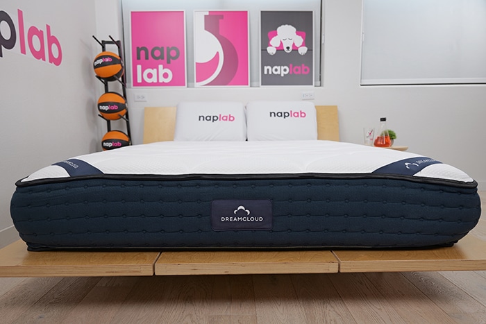 Dreamcloud Classic Front