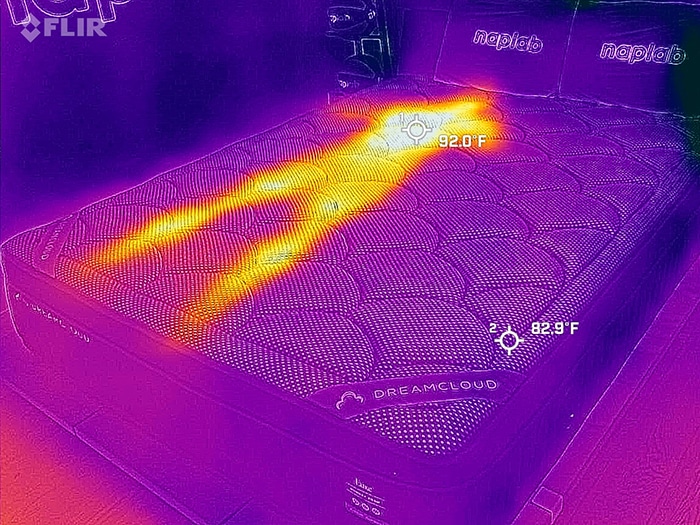 Dreamcloud Luxe Before Cooling Test