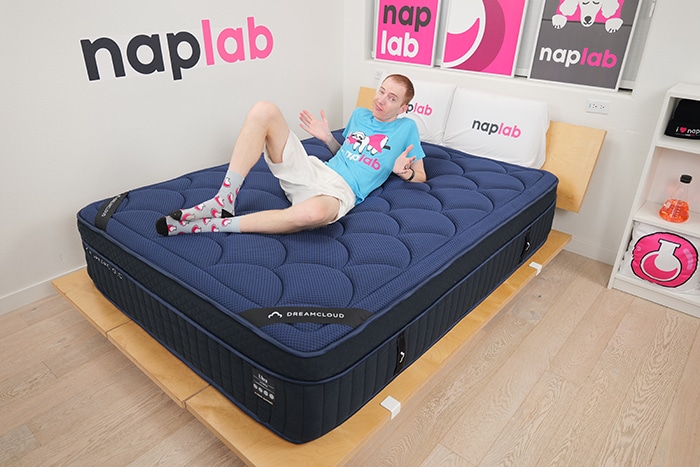 Dreamcloud Ultra Hybrid Lounging