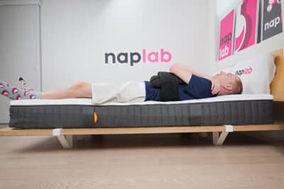 Emma Original Lite Thermo Edge Support Test Back Sleeping With Vest