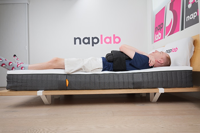 Emma Original Lite Thermo Edge Support Test Back Sleeping With Vest