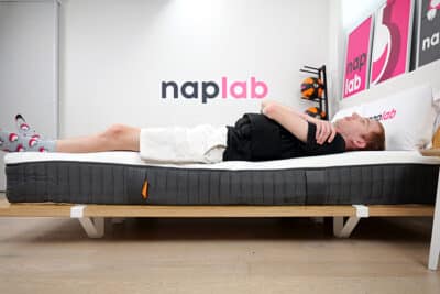 Emma Original Thermo Edge Support Test Back Sleeping With Vest Emma Original Thermo Edge Support Test Back Sleeping With Vest