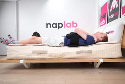 Avocado Wool Edge Support Test Back Sleeping With Vest Avocado Wool Edge Support Test Back Sleeping With Vest