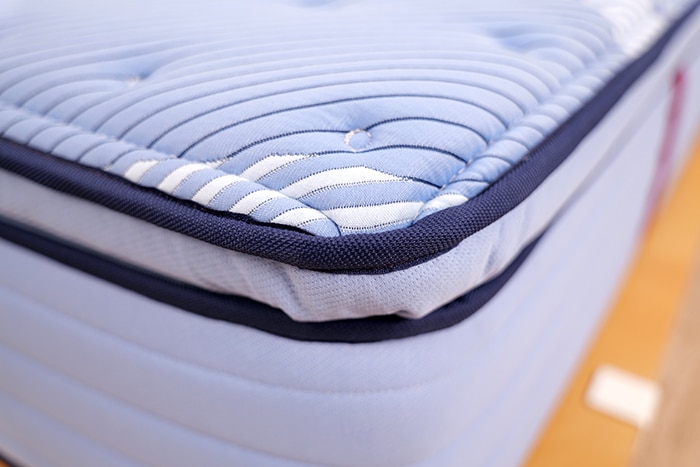 Sealy Posturepedic Pro Lincoln Heights Corner Close Sealy Posturepedic Pro Lincoln Heights Corner Close