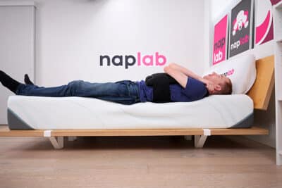 Tempurpedic Supreme Hybrid Edge Support Test Back Sleeping With Vest Tempurpedic Supreme Hybrid Edge Support Test Back Sleeping With Vest