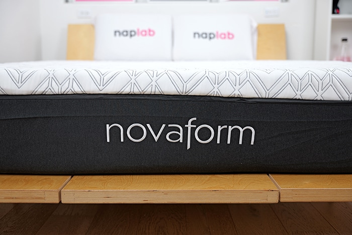 Novaform Advanced Back Support Plus Logo