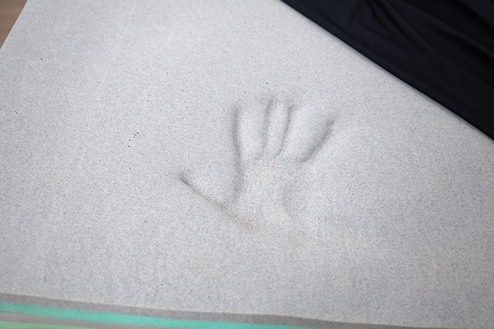 Brooklyn Bedding Thermobalance Elite Memory Foam Demonstration Brooklyn Bedding Thermobalance Elite Memory Foam Demonstration