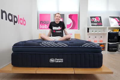 Brooklyn Bedding Thermobalance Elite Sitting