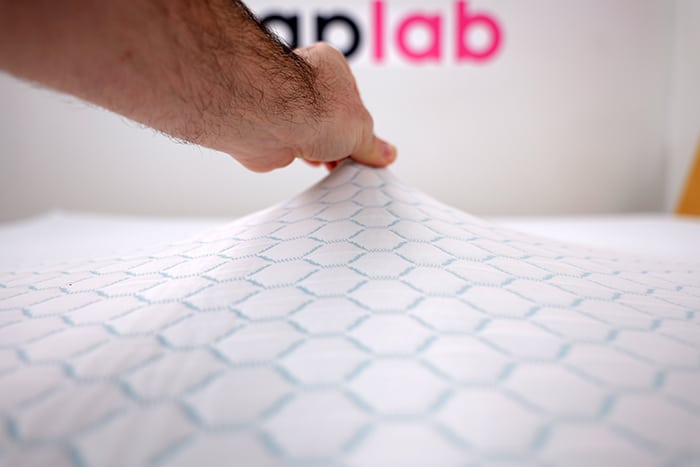 Molecule Core Cover Feel