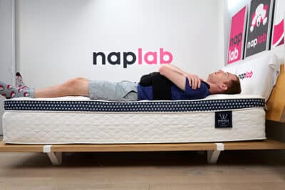 Winkbed Plus Edge Support Test Back Sleeping With Vest Winkbed Plus Edge Support Test Back Sleeping With Vest