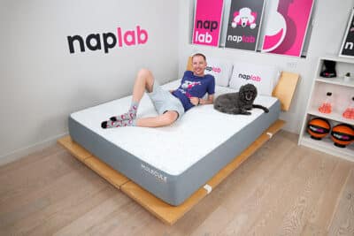 Molecule Copperwell Relaxing