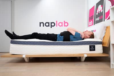 Winkbed Edge Support Test Back Sleeping With Vest Winkbed Edge Support Test Back Sleeping With Vest