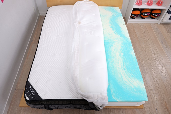 Puffy Lux Hybrid Materials Exposed