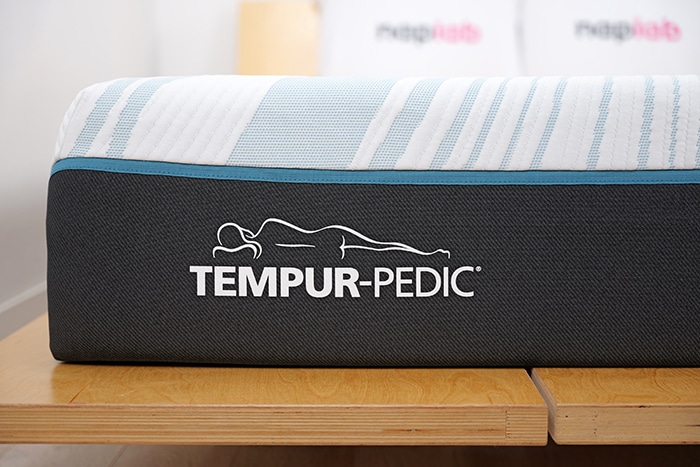 Tempurpedic Adapt Logo