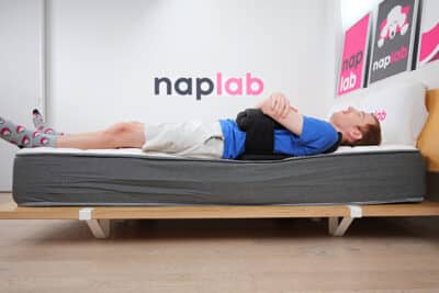 Aviya Edge Support Test Back Sleeping With Vest Aviya Edge Support Test Back Sleeping With Vest