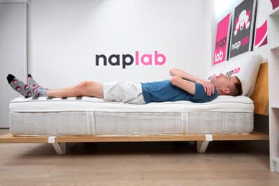 Leesa Sapira Chill Edge Support Test Back Sleeping