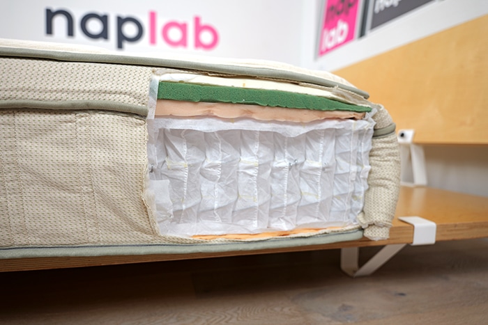 Leesa Natural Luxe Materials